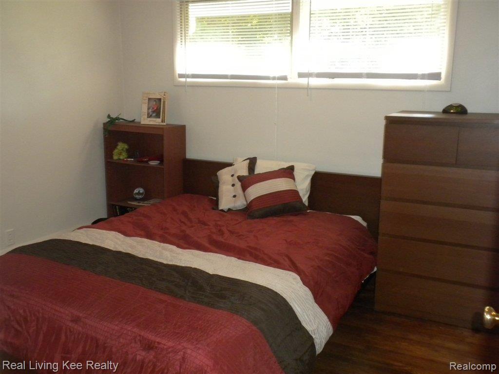 56 Texas Avenue Rochester, MI 48309 - Photo 18 of 24 Bedroom 3