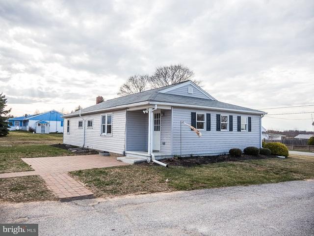 2402 Burkholder Road Red Lion, PA 17356 - Photo 4 of 35