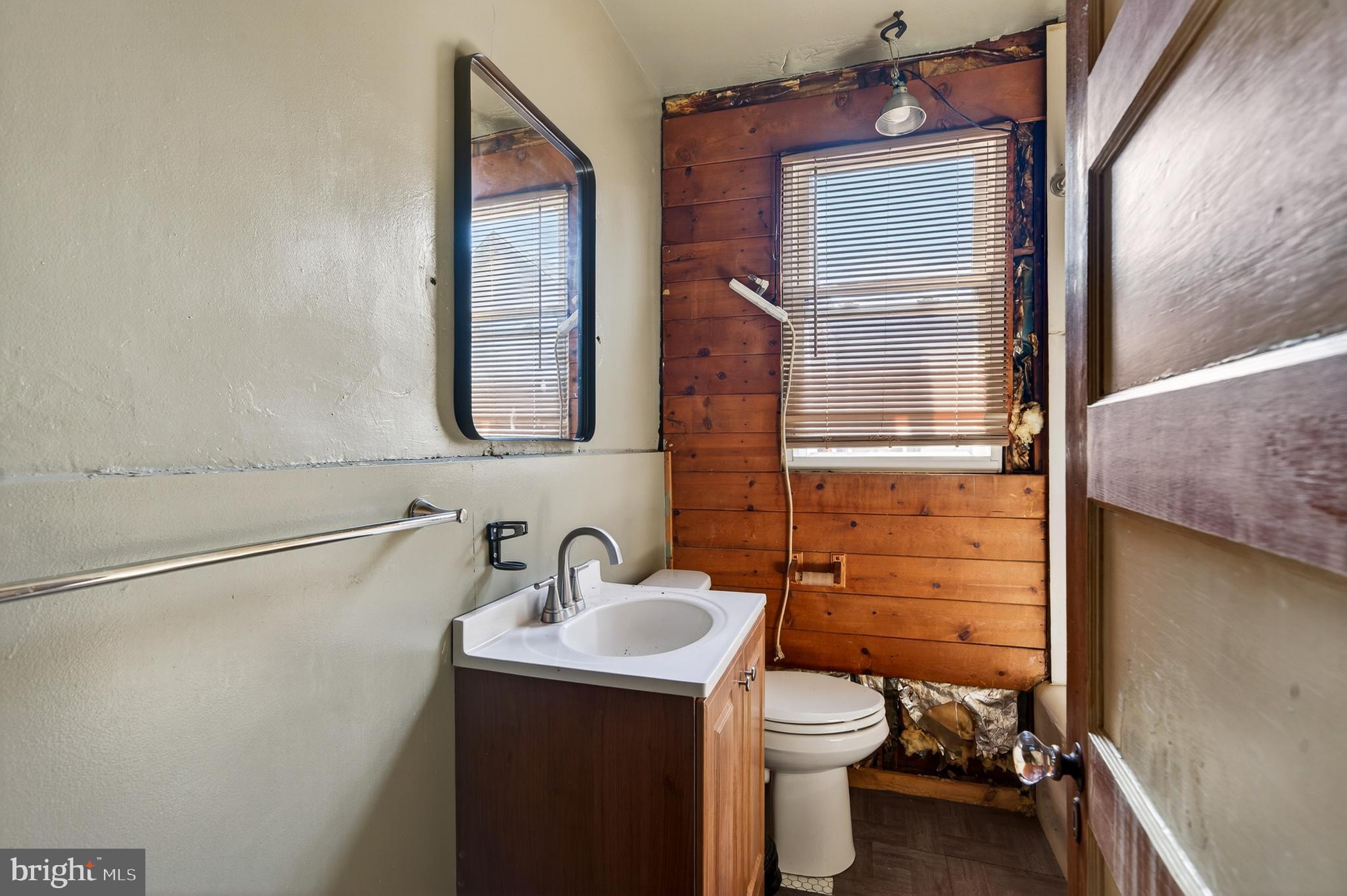7737 Parkview Road Upper Darby, PA 19082 - Photo 22 of 35
