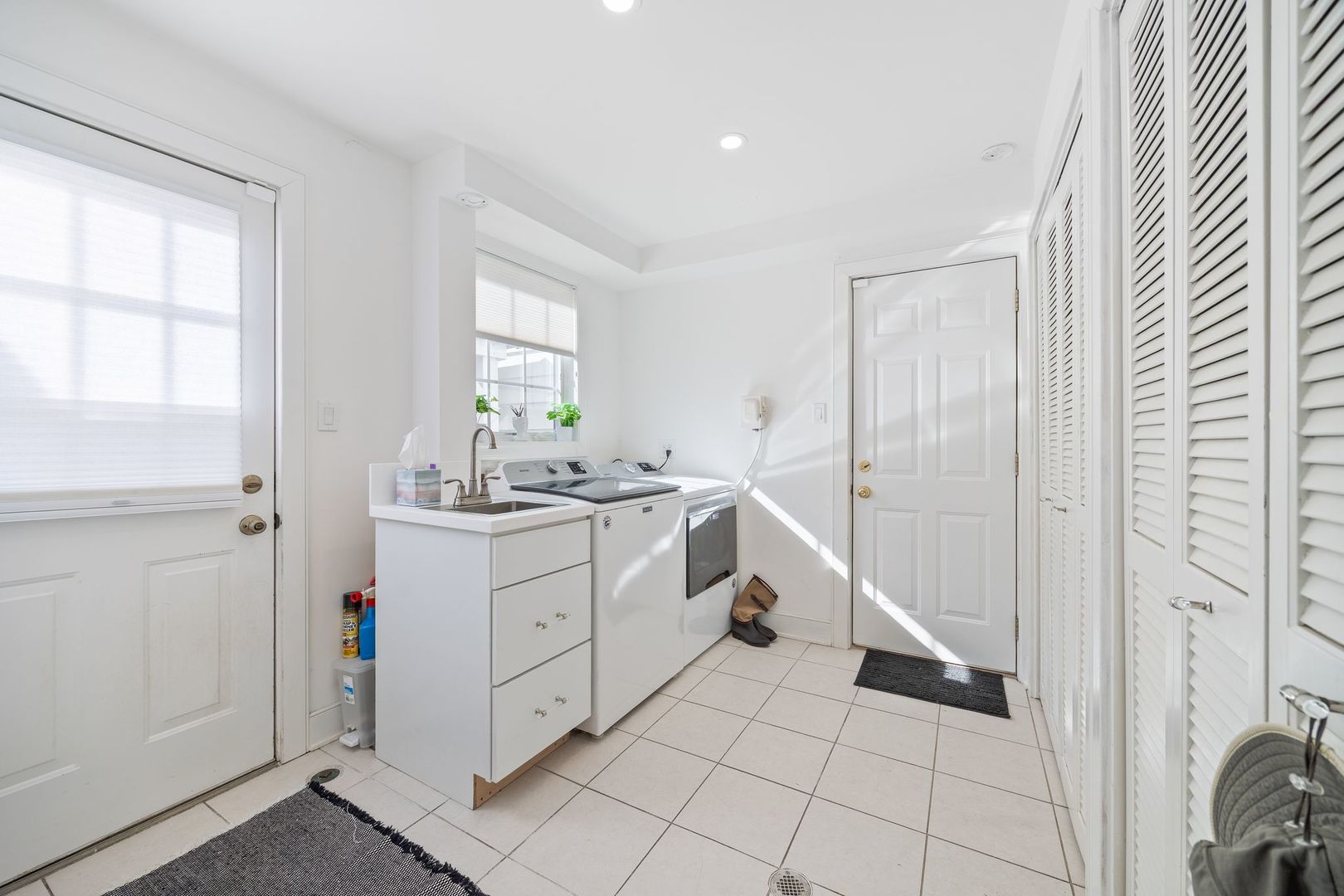 999 Sunset Road Geneva, IL 60134 - Photo 20 of 31