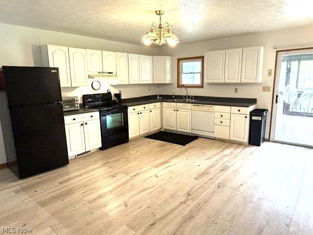 4756-4760 North Ridge Road East Geneva, OH 44041 - Photo 2 of 22 Kitchen w/ appliances