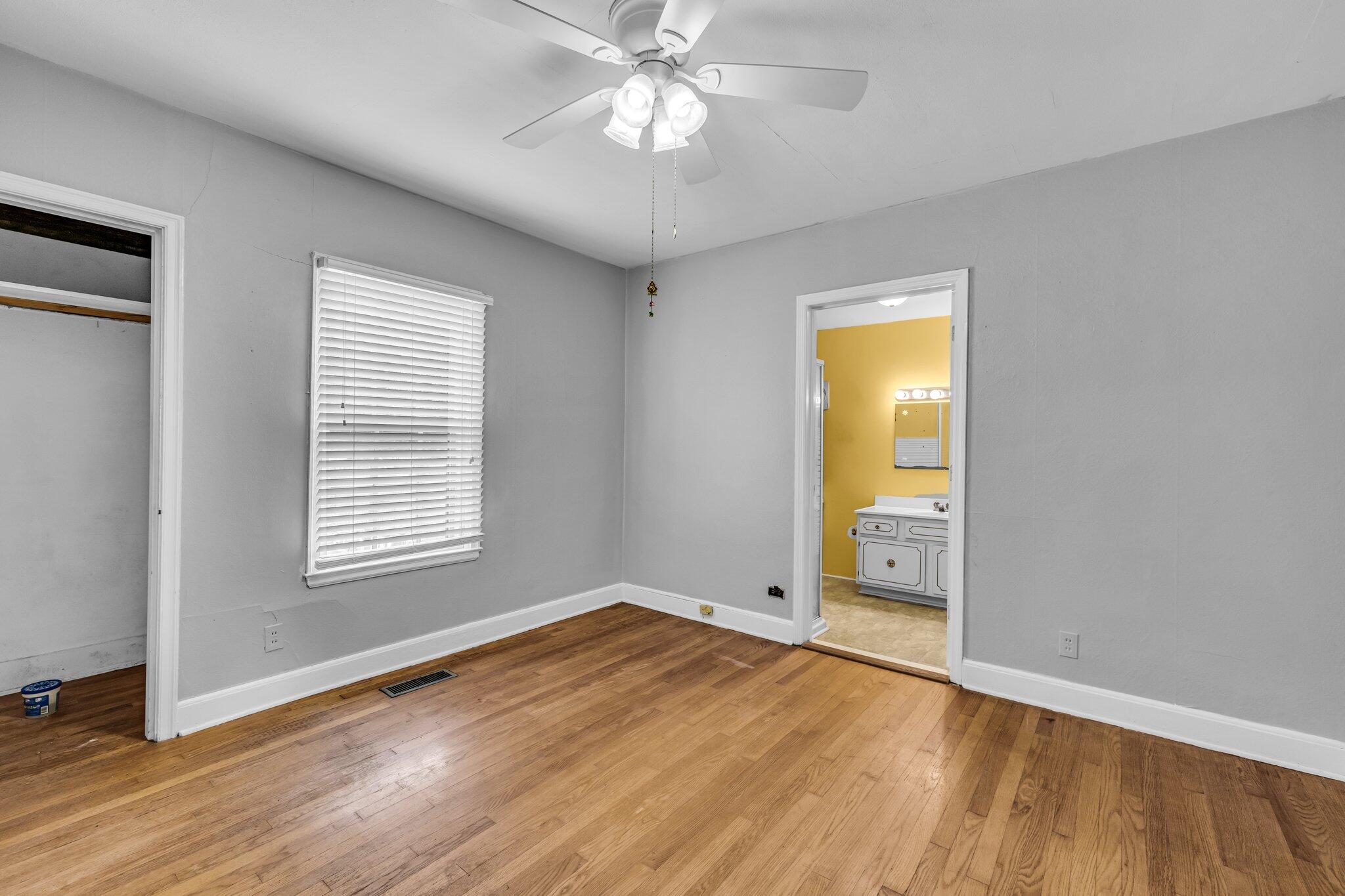 4315 Bennett Road Chattanooga, TN 37412 - Photo 13 of 34 Primary bedroom
