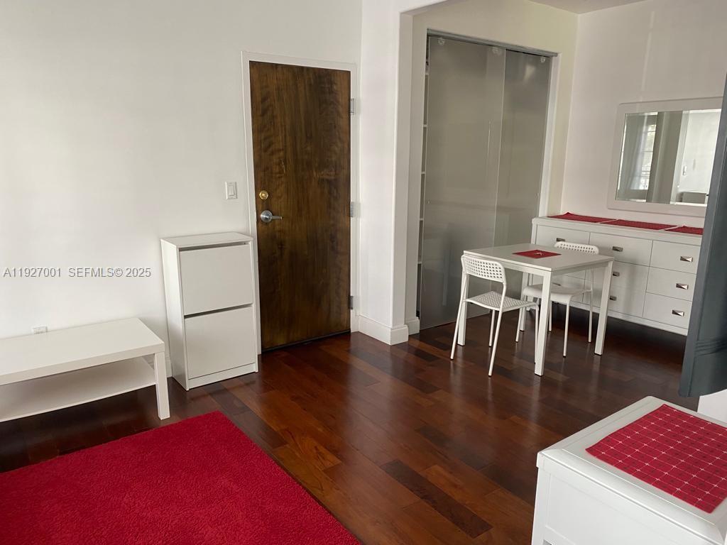 526 15th Street, Unit 2 Miami Beach, FL 33139 - Photo 3 of 11