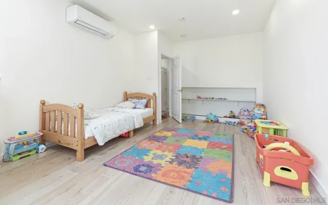 $2,795,000 | 490 Lado De Loma Drive, Unit 14, Vista, CA 92083