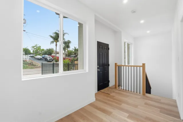 $2,795,000 | 490 Lado De Loma Drive, Unit 14, Vista, CA 92083