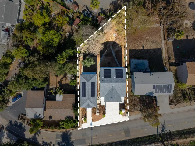 $2,795,000 | 490 Lado De Loma Drive, Unit 14, Vista, CA 92083