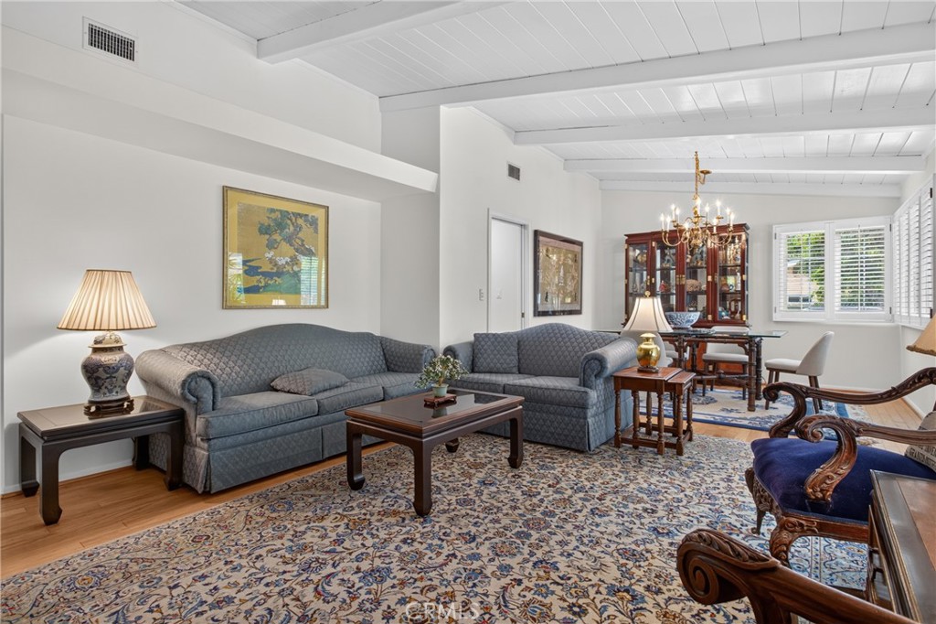 10315 Beckford Avenue Porter Ranch, CA 91326 - Photo 5 of 51