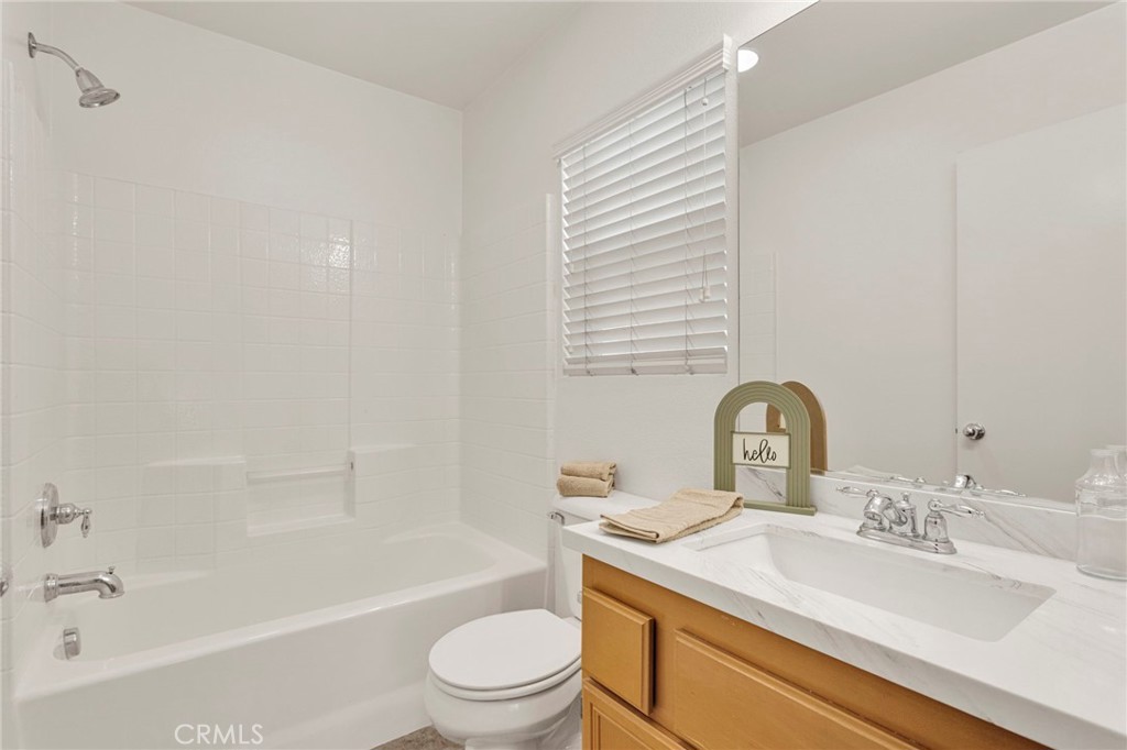 13653 Cobalt Road Victorville, CA 92392 - Photo 37 of 53