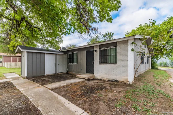$750 | 7131 Glen Terrace, Unit 1, San Antonio, TX 78239