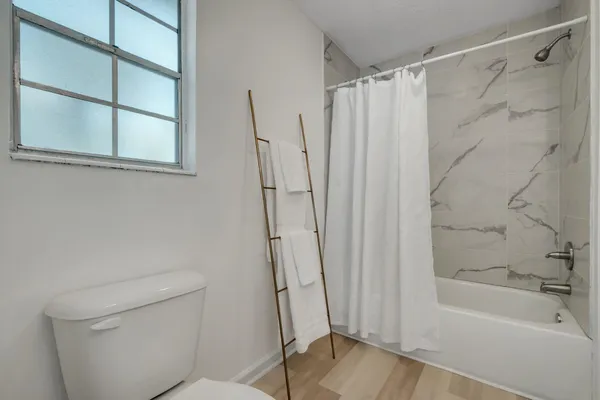 $1,700 | 3421 Sunnyside Drive, Tallahassee, FL 32305