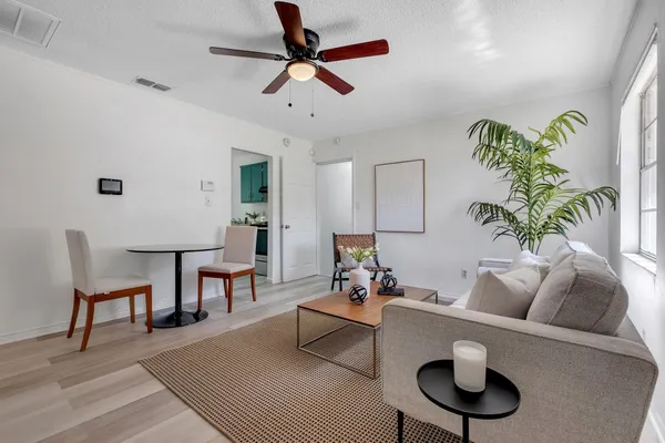 $1,700 | 3421 Sunnyside Drive, Tallahassee, FL 32305