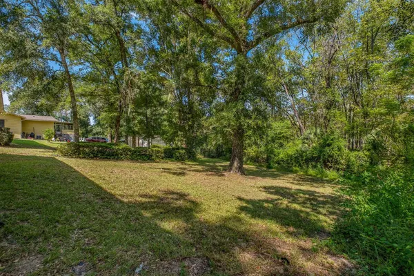 $1,700 | 3421 Sunnyside Drive, Tallahassee, FL 32305