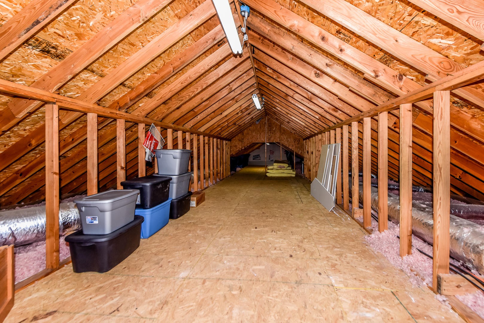 4575 Sunnyside Road Philadelphia, TN 37846 - Photo 26 of 33 a view of storage and utility room