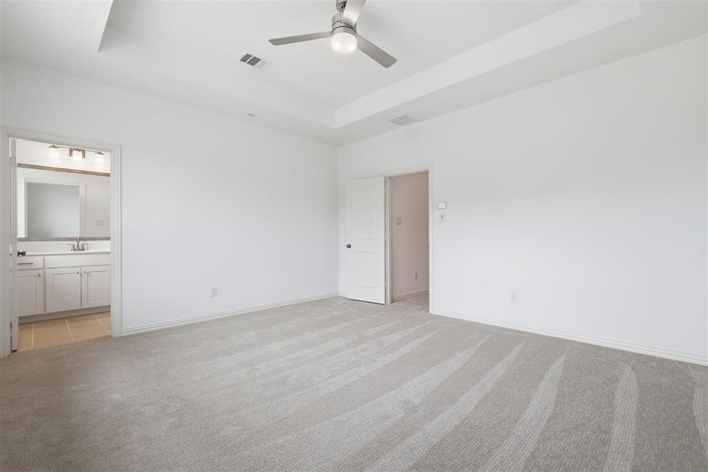 1317 Rooted Road Frisco, TX 75033 - Photo 15 of 34