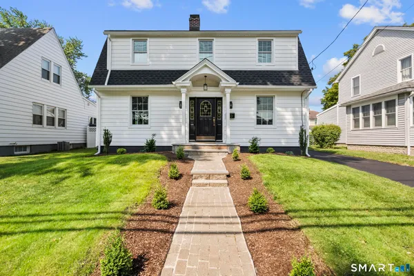 $675,000 | 33 Rivercliff Drive, Milford, CT 06460