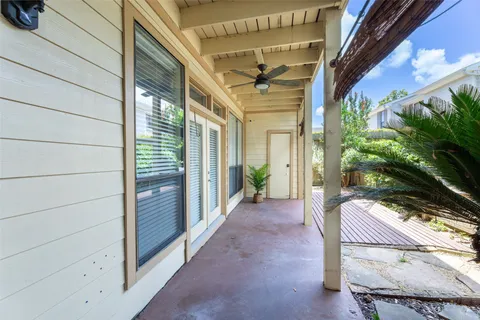 $240,000 | 1881 Bering Drive, Unit 87, Houston, TX 77057