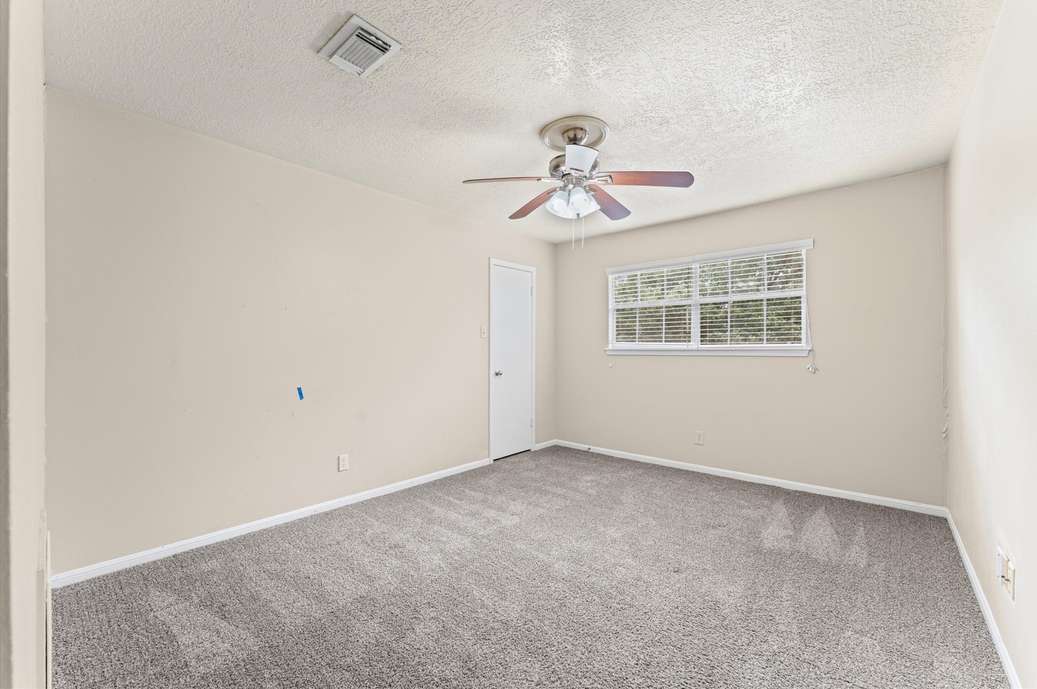 5226 Brownlee Lane Spring, TX 77379 - Photo 5 of 20