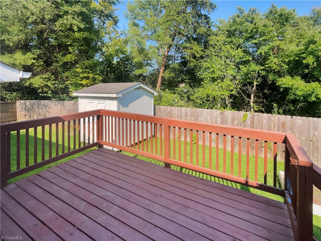 3003 Brookrun Drive Jamestown, NC 27282 - Photo 7 of 18