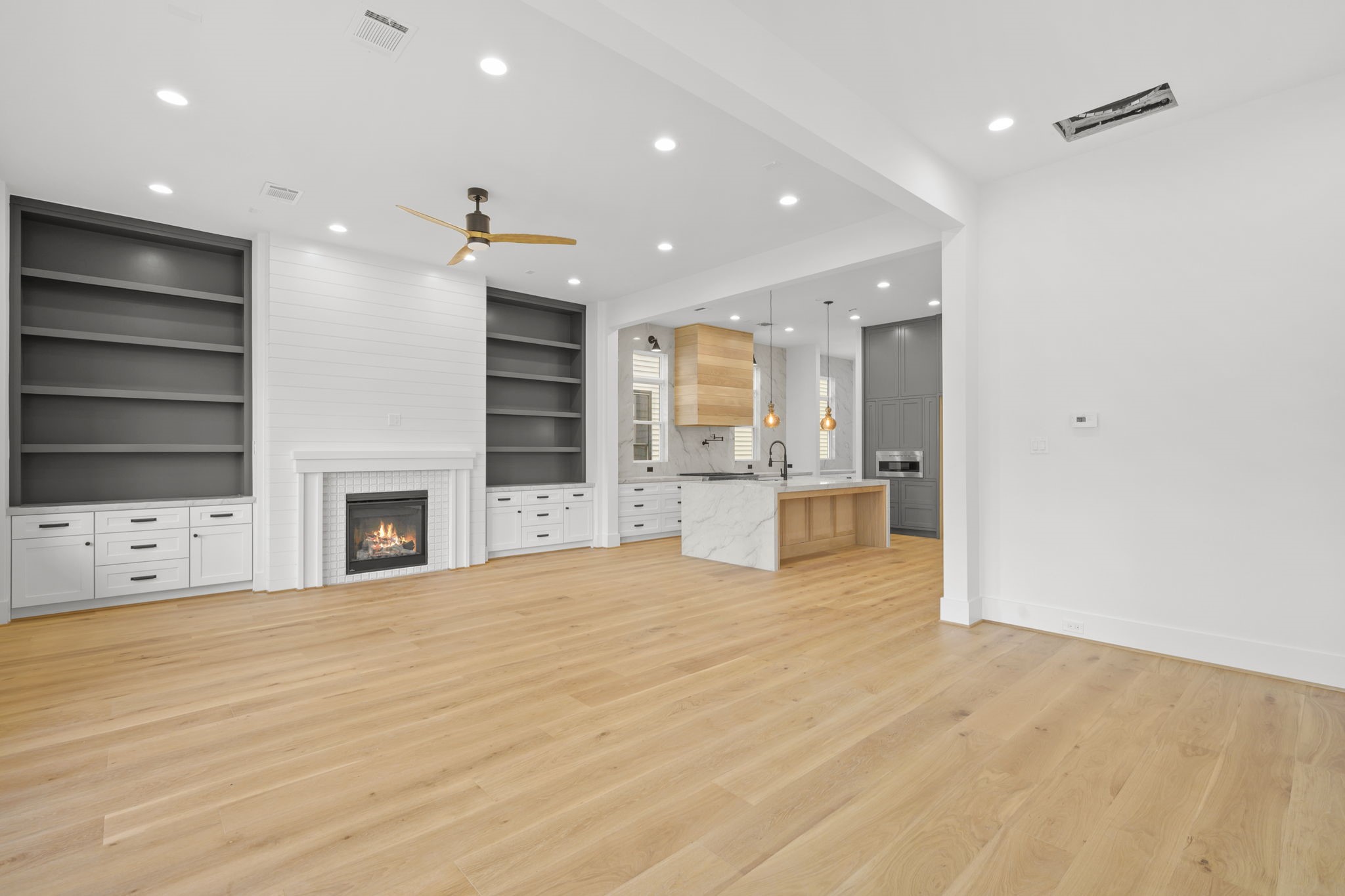 1524 Nicholson Street Houston, TX 77008 - Photo 6 of 34