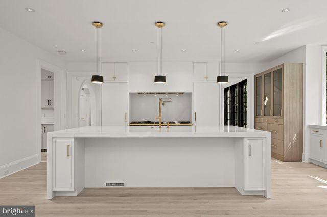 $6,879,000 | 6105 Kennedy Drive, Chevy Chase, MD 20815