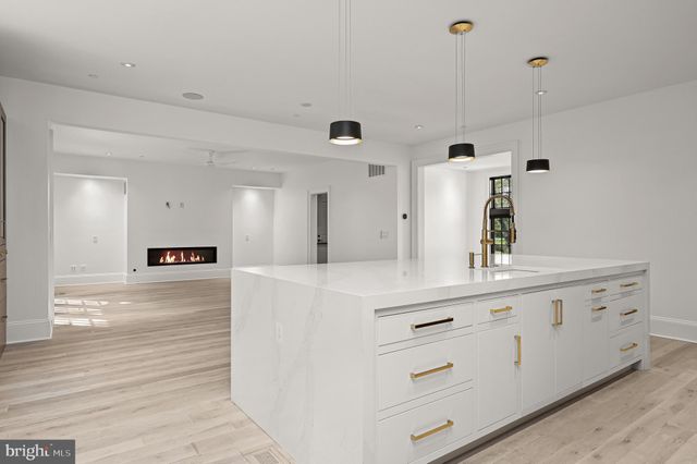 $6,879,000 | 6105 Kennedy Drive, Chevy Chase, MD 20815