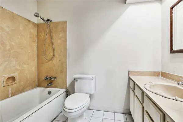 $299,000 | 4241 Beaune Drive, Kenner, LA 70065