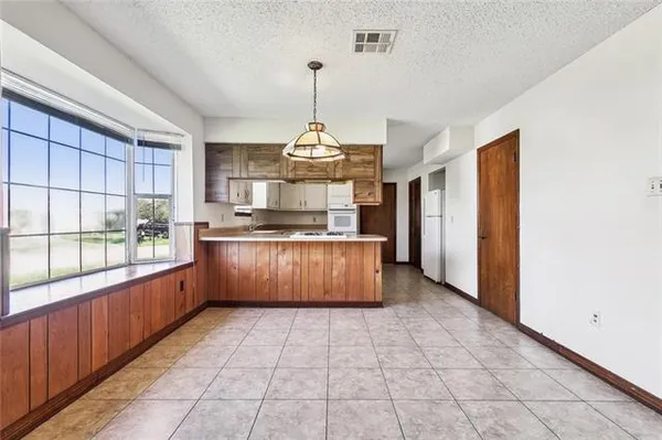 $299,000 | 4241 Beaune Drive, Kenner, LA 70065