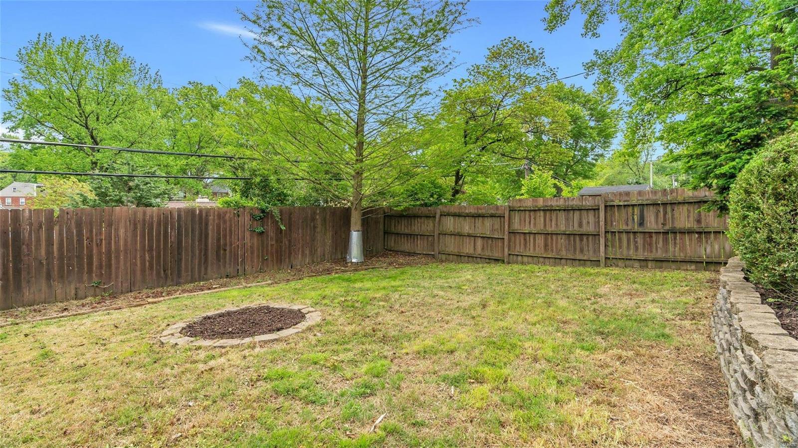 7240 MacKenzie Road St. Louis, MO 63123 - Photo 24 of 29 Gallery Image 24