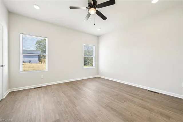 $285,000 | 2022 Nc Highway, Burlington, NC 27217