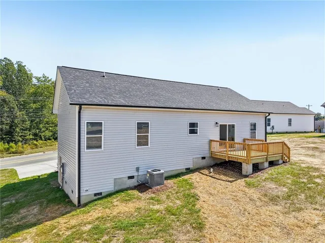 $285,000 | 2022 Nc Highway, Burlington, NC 27217