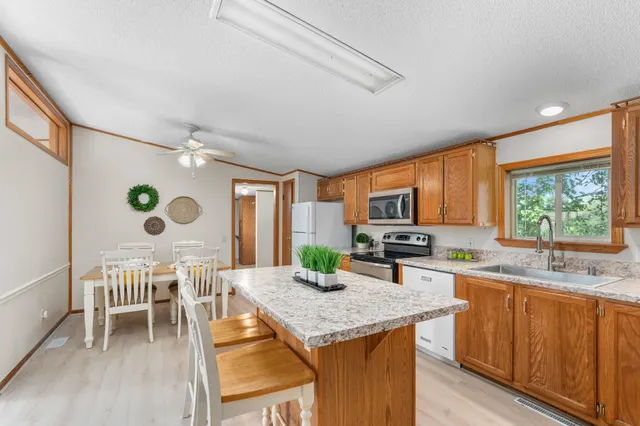 $649,000 | N3884 County Rd T T, Columbus, WI 53925