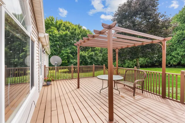 $649,000 | N3884 County Rd T T, Columbus, WI 53925