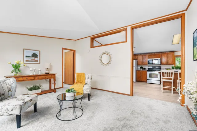 $649,000 | N3884 County Rd T T, Columbus, WI 53925