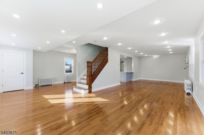 64 Harrison Street Little Falls, NJ 07424 - Photo 4 of 23