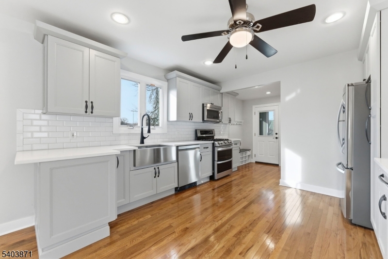 64 Harrison Street Little Falls, NJ 07424 - Photo 9 of 23