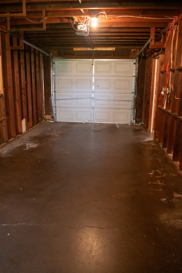 421 7th Avenue Erie, IL 61250 - Photo 27 of 27 a view of a garage