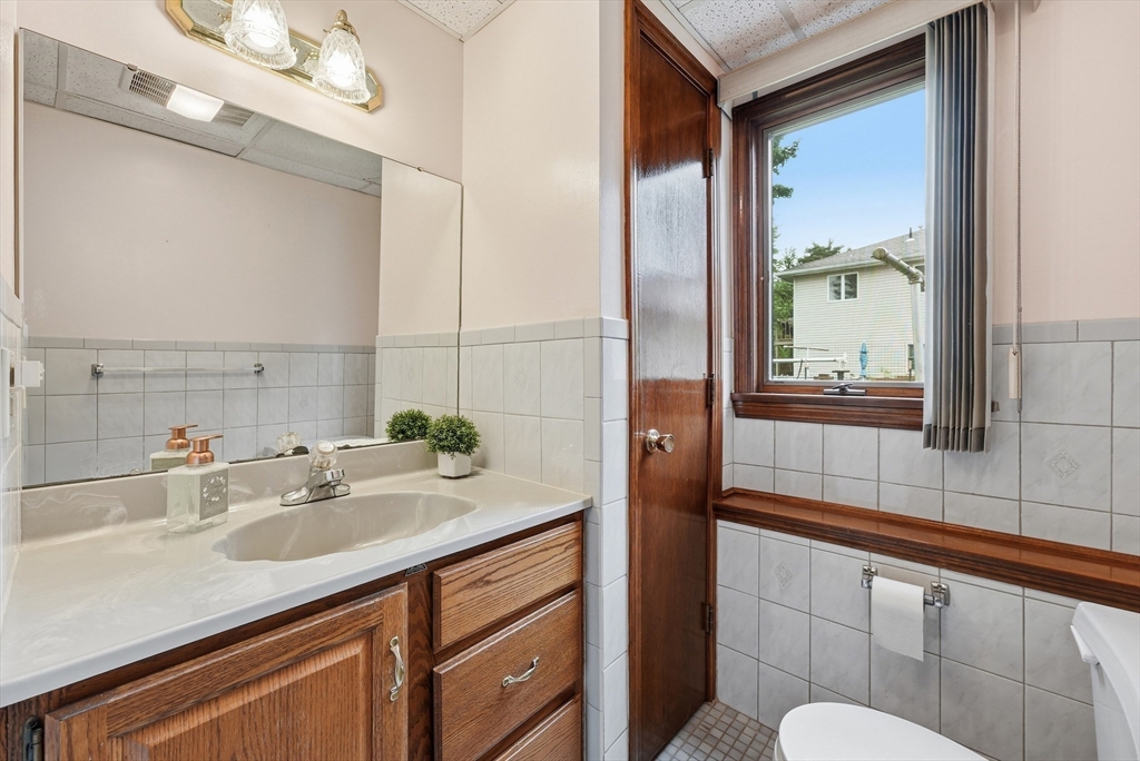 10 Bramucci Street Ludlow, MA 01056 - Photo 29 of 42