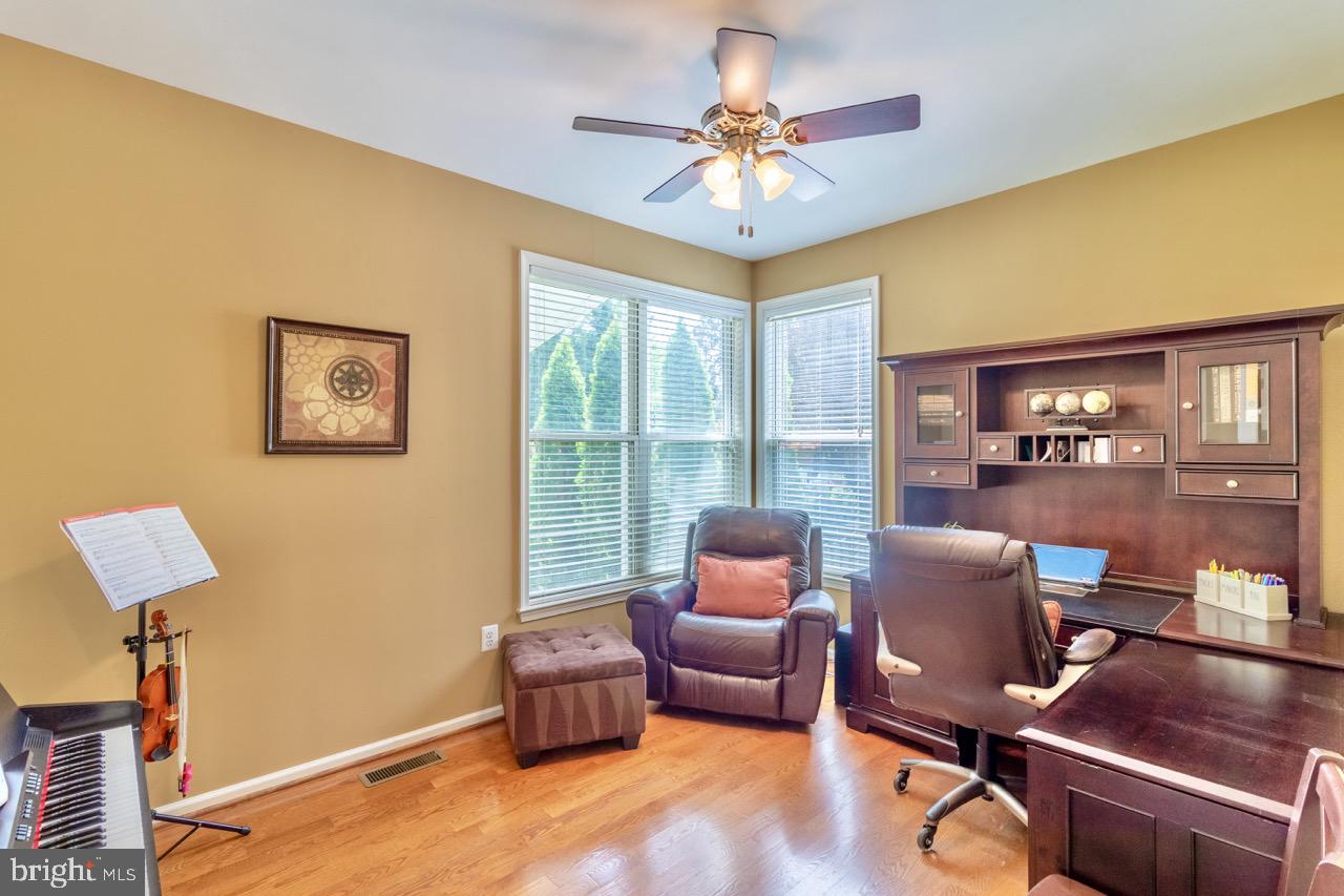 8901 Mountain Ash Drive Springfield, VA 22153 - Photo 31 of 49 Office/den