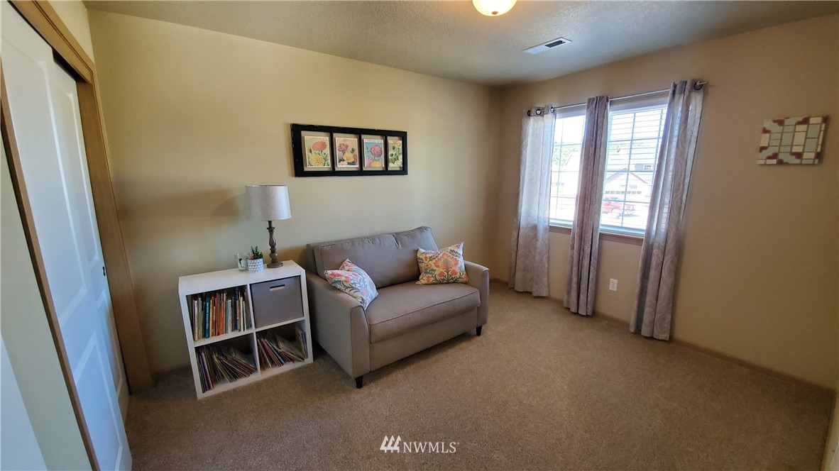 100 Crown Point Road Longview, WA 98632 - Photo 14 of 24 Gallery Image 14
