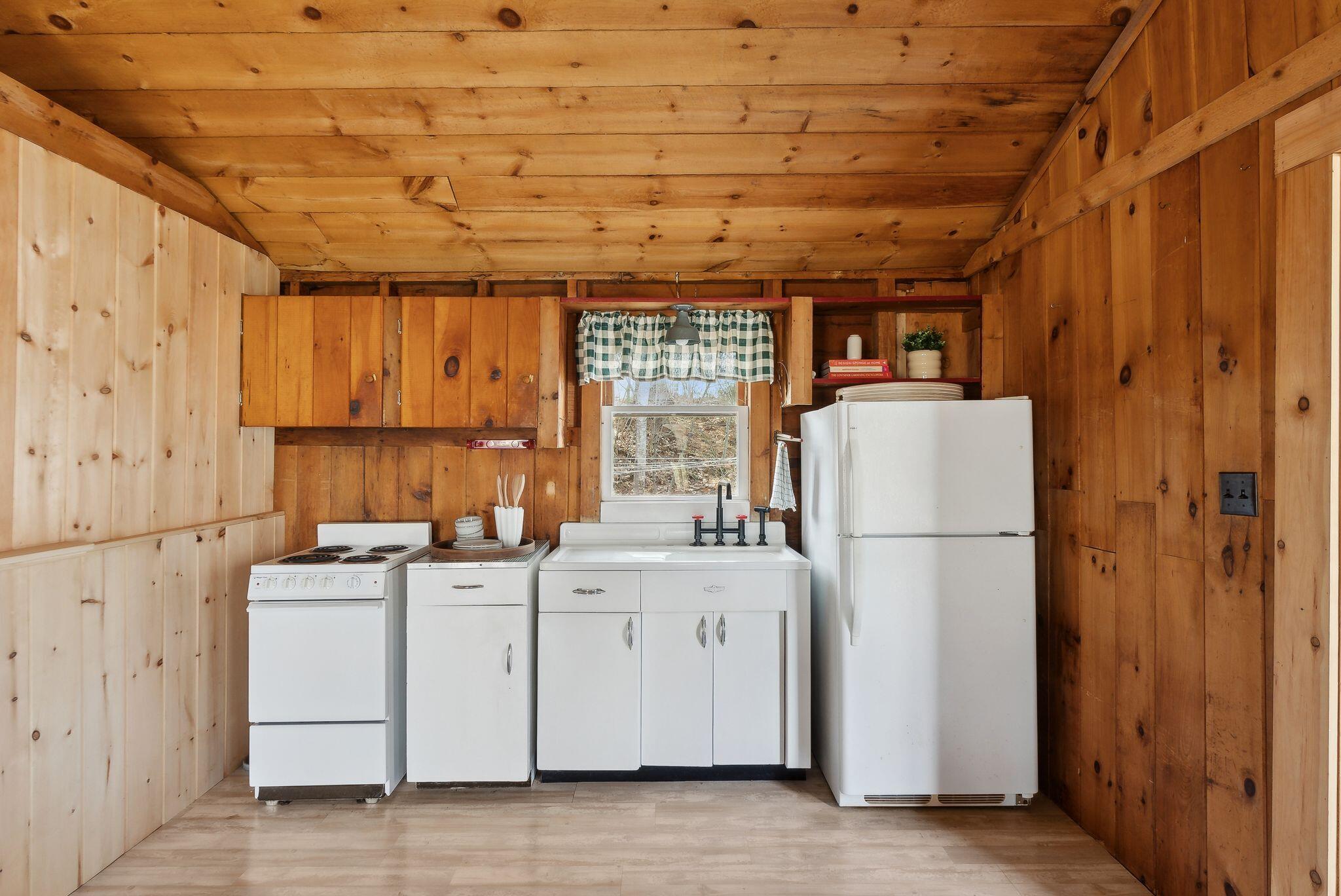 22 Cottage Lane Raymond, ME 04071 - Photo 11 of 27 26_DSC05178