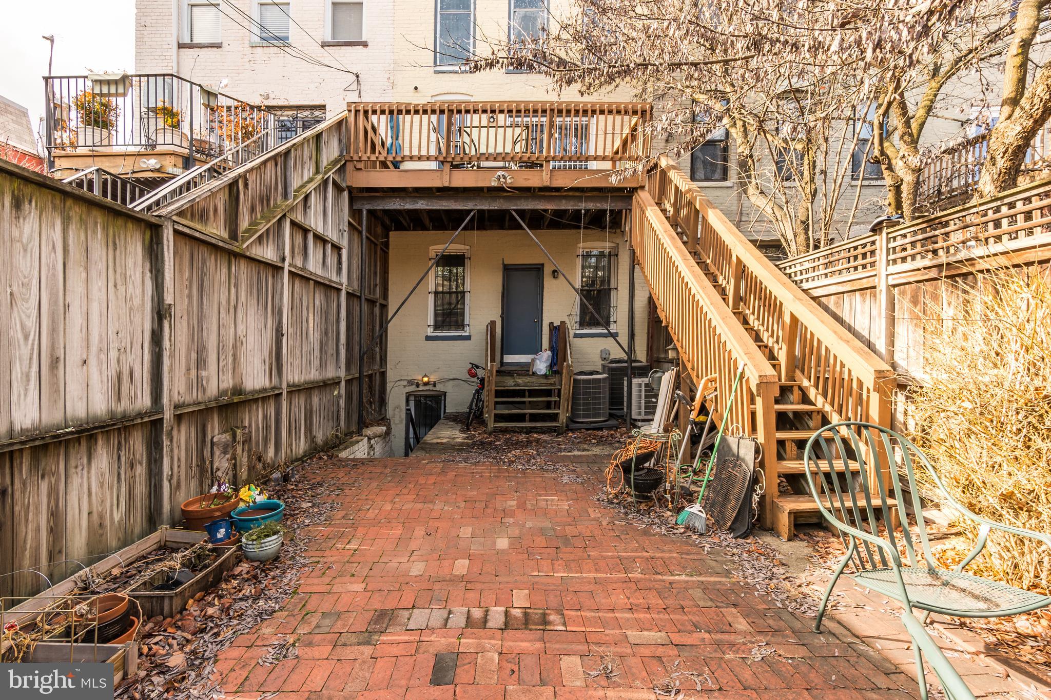127 11th Street Northeast, Unit C Washington, DC 20002 - Photo 33 of 39 Back Yard