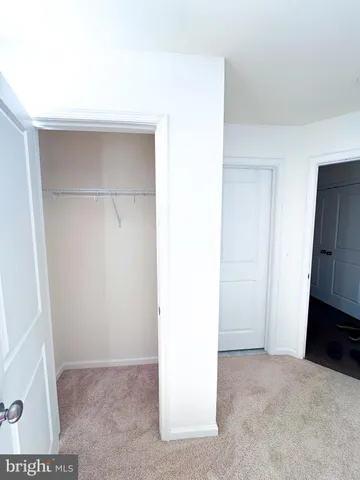 $3,600 | 42462 Dogwood Glen Square, Sterling, VA 20166