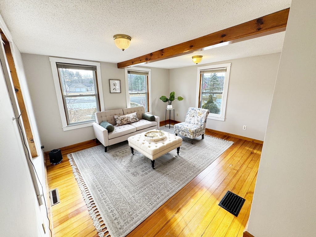 432 Main Road Granville, MA 01034 - Photo 3 of 20 Gallery Image 3