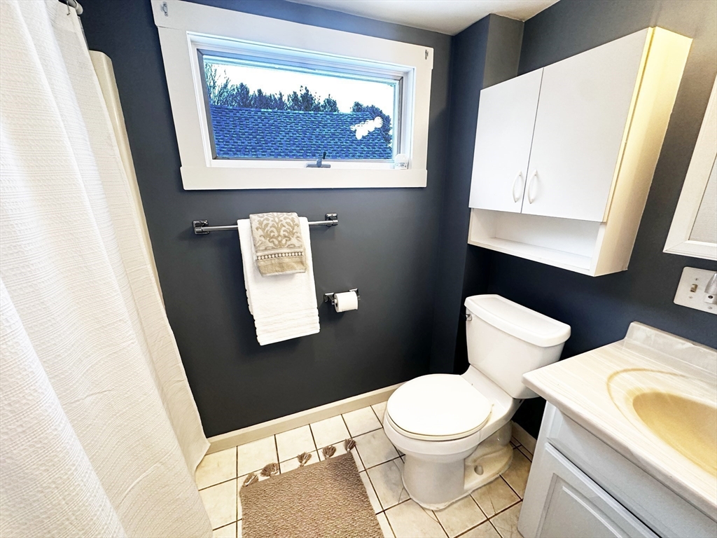 432 Main Road Granville, MA 01034 - Photo 7 of 20 Gallery Image 7