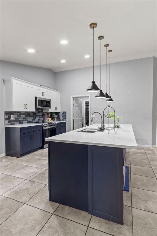 2710 25th Street Southwest Lehigh Acres, FL 33976 - Photo 14 of 36