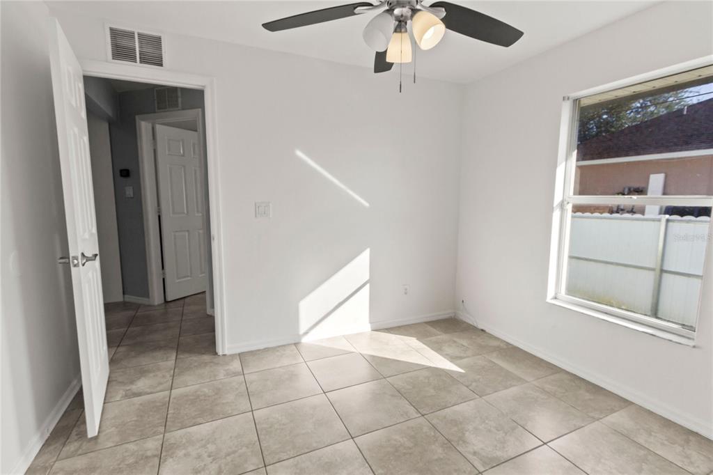 2710 25th Street Southwest Lehigh Acres, FL 33976 - Photo 30 of 36