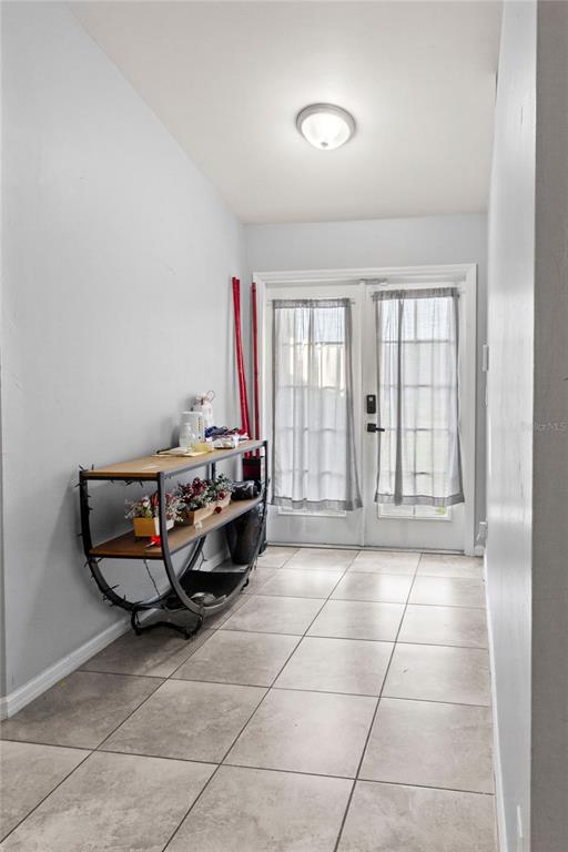 2710 25th Street Southwest Lehigh Acres, FL 33976 - Photo 10 of 36