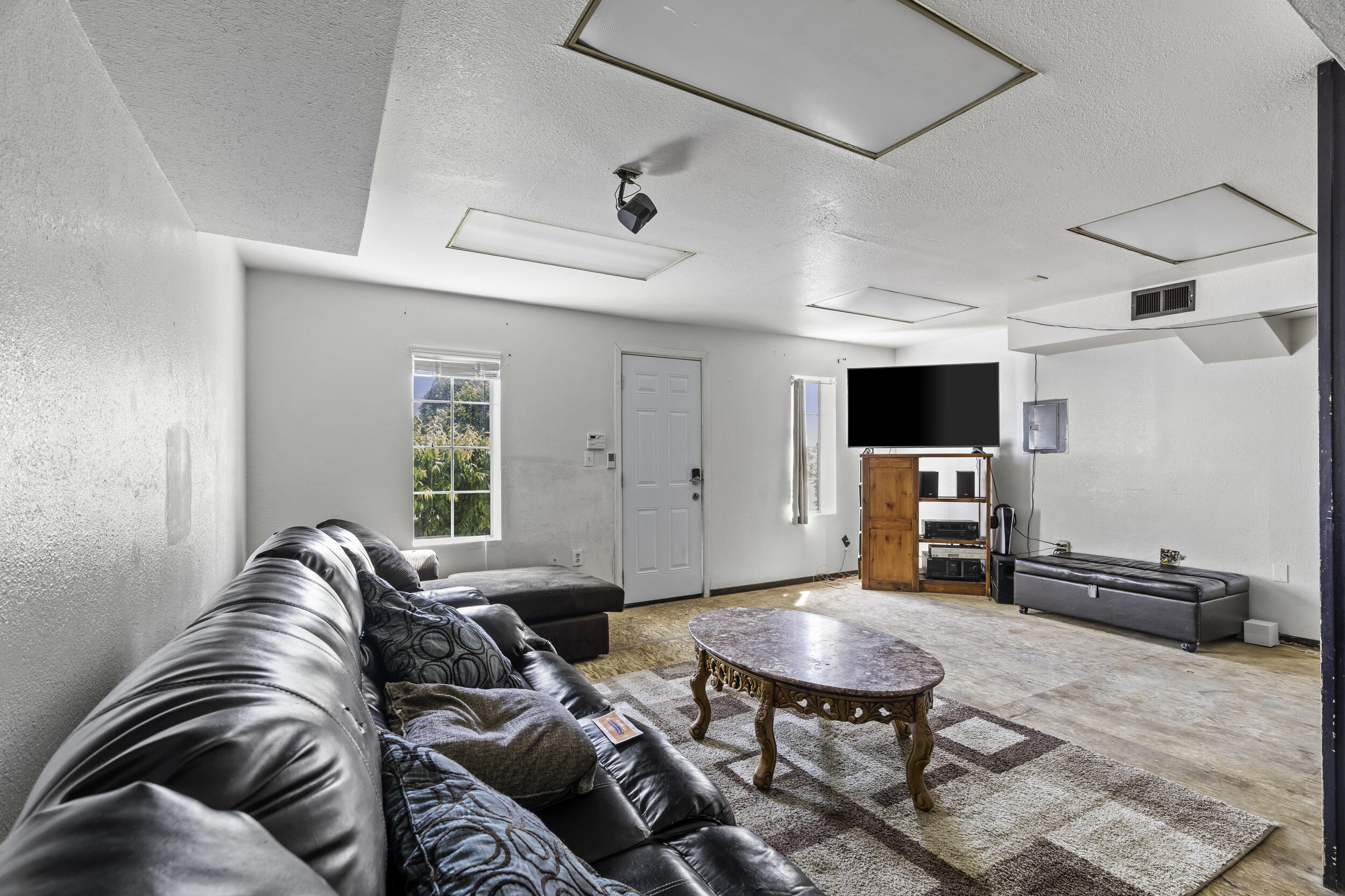 85 Rd 136 Delano, CA 93215 - Photo 45 of 83 35