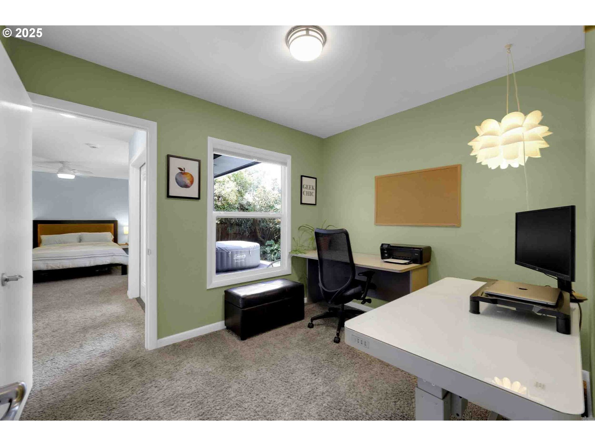 1296 Evergreen Drive Eugene, OR 97404 - Photo 23 of 40