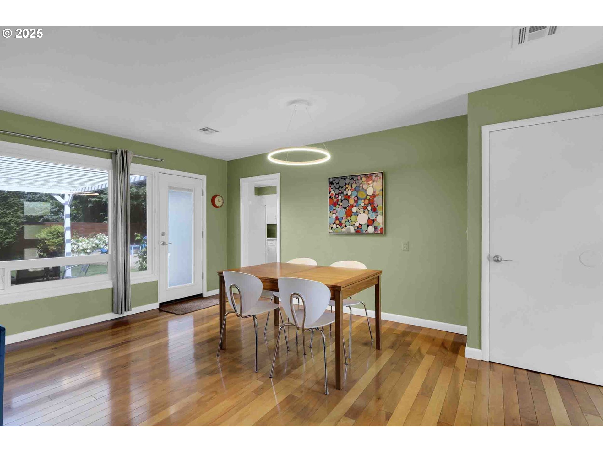 1296 Evergreen Drive Eugene, OR 97404 - Photo 6 of 40